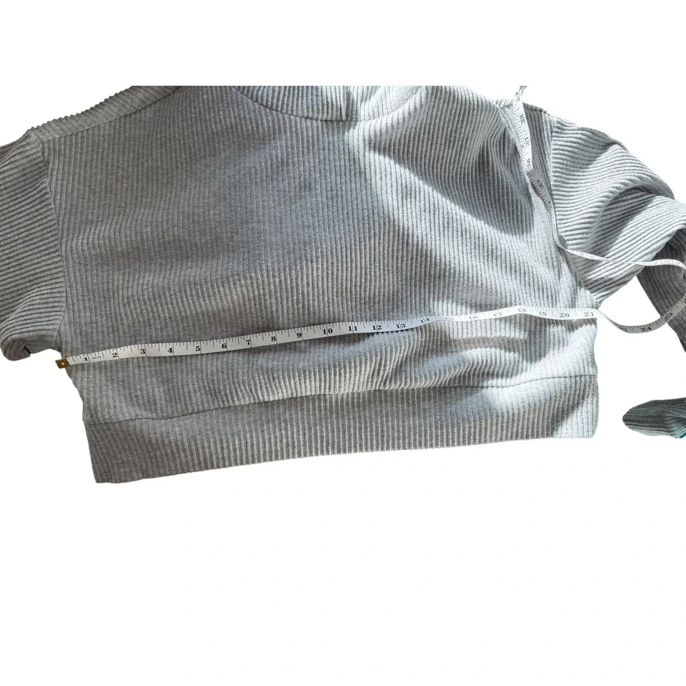 Alo Yoga Muse Ribbed Hoodie Sweatshirt Heather Grey Cropped Pullover Small‎